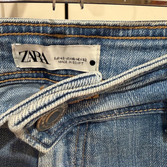 Zara Light Blue Relaxed Jeans - Picture 4 of 7